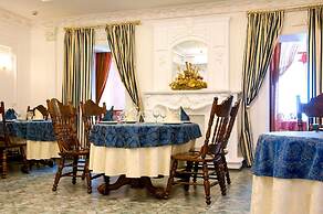 Versal Hotel Complex