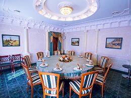 Versal Hotel Complex