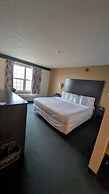 Chisholm Inn & Suites