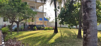 Pwani Silver Sand Beach Hotel