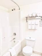 Prairie Moon Inn & Suites Unity