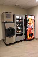 Prairie Moon Inn & Suites Macklin