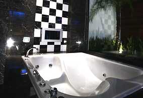 THE YORKER De'luxe Motel