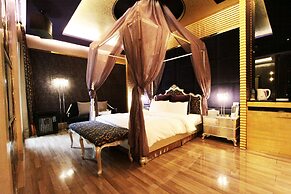 THE YORKER De'luxe Motel