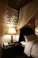 THE YORKER De'luxe Motel