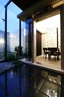 THE YORKER De'luxe Motel