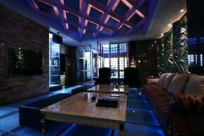 THE YORKER De'luxe Motel