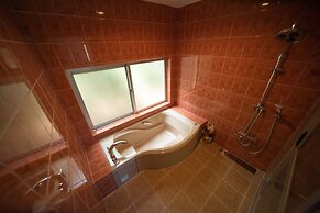 Tabinoteitaku Karstvilla