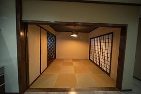 Tabinoteitaku Karstvilla