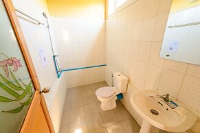 Lover View Pool Bar & Bungalows