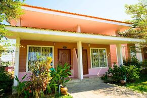 Lover View Pool Bar & Bungalows