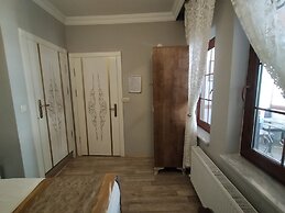 Şehrizade Konakları