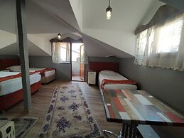 Şehrizade Konakları