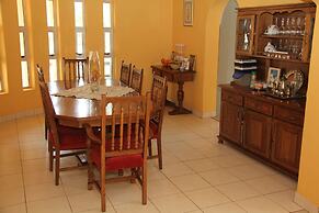 Borrowdale Ground Floor with Poolview