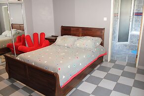 Borrowdale Ground Floor with Poolview