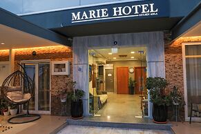 Marie Hotel