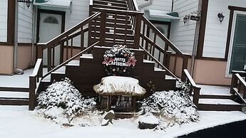 Forest of Color Pension