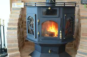 Forest of Color Pension