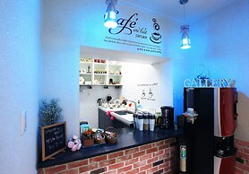 Forest of Color Pension