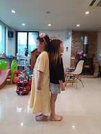 Forest of Color Pension