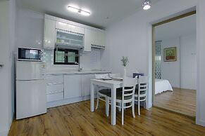 Forest of Color Pension