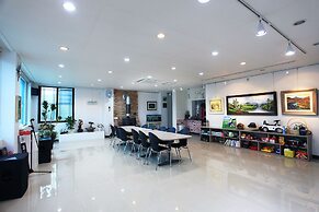 Forest of Color Pension