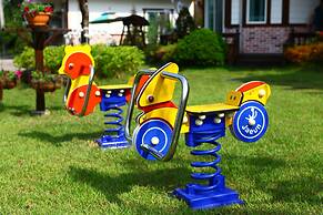 Forest of Color Pension