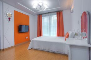 Forest of Color Pension