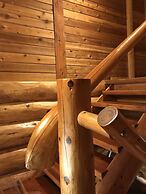 Mori no Log Hotel Kamloops