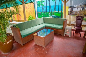 Saadani Tourist Center - Hostel