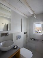 Kallos of Mykonos (previous Leonis Summer Houses)