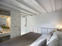 Kallos of Mykonos (previous Leonis Summer Houses)