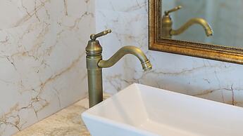 B2 Hua Hin Premier Hotel