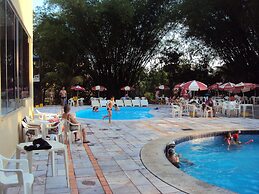 Apartamento Grand Dolphin - Férias em Caldas Novas