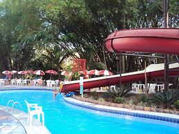 Apartamento Grand Dolphin - Férias em Caldas Novas