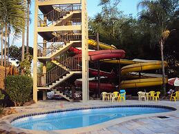 Apartamento Grand Dolphin - Férias em Caldas Novas