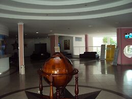 Apartamento Grand Dolphin - Férias em Caldas Novas