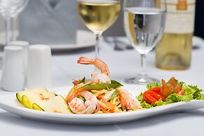 Green Amazon Residence Hotel