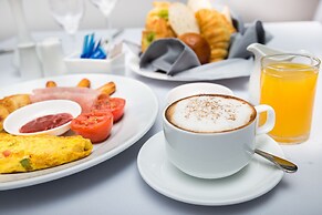 Green Amazon Residence Hotel