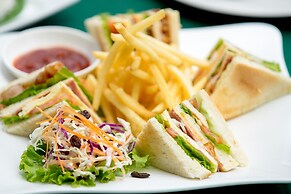 Green Amazon Residence Hotel