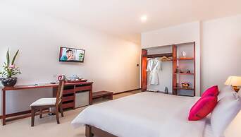 Green Amazon Residence Hotel