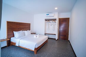 Green Amazon Residence Hotel