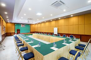 Green Amazon Residence Hotel