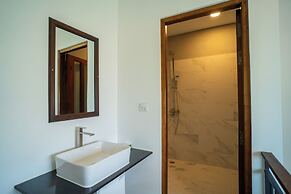 Green Amazon Residence Hotel