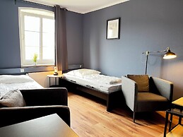 Blue Doors Hostel KTV