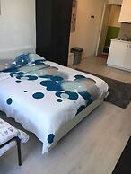 The Hague Short-Stay