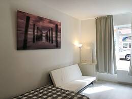 The Hague Short-Stay