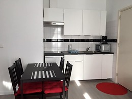 The Hague Short-Stay