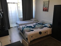 The Hague Short-Stay