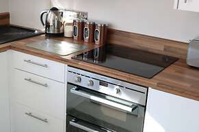 Luxury Victorian Garden Apartment